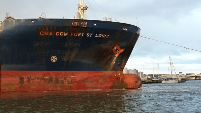 Bulbe CMA CGM Fort Saint Louis - 02 fevrier 2013.JPG